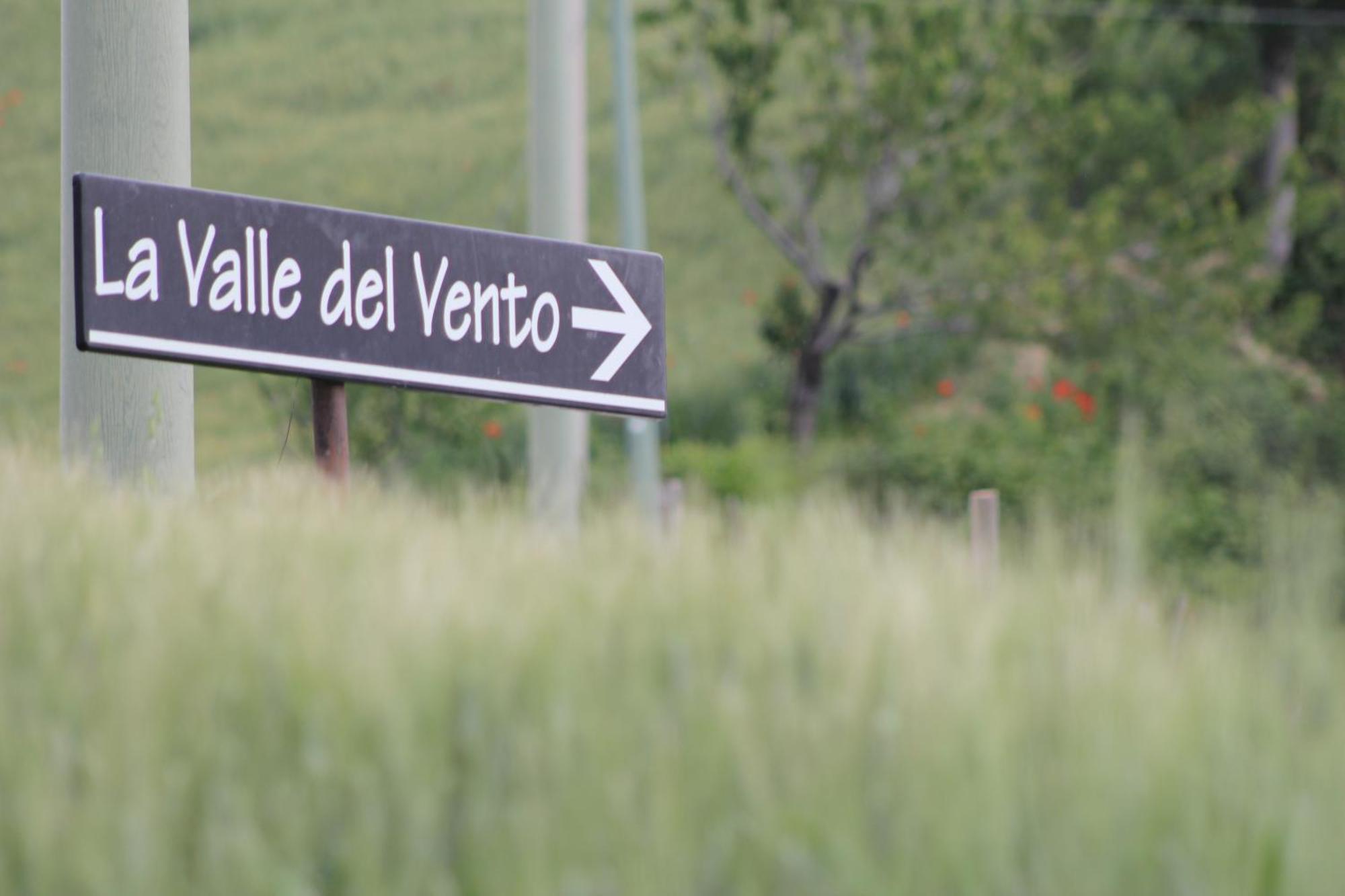 Agriturismo La Valle Del Vento Urbino Eksteriør bilde