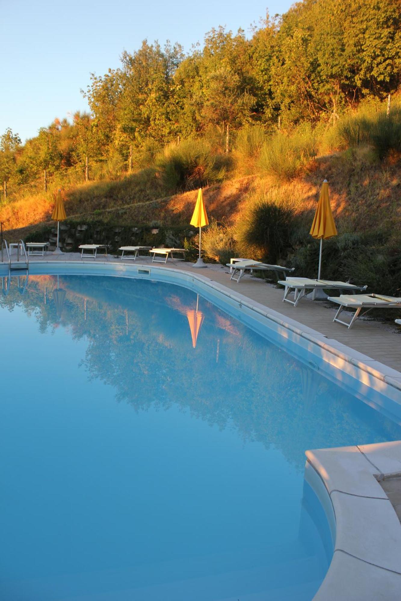 Agriturismo La Valle Del Vento Urbino Eksteriør bilde